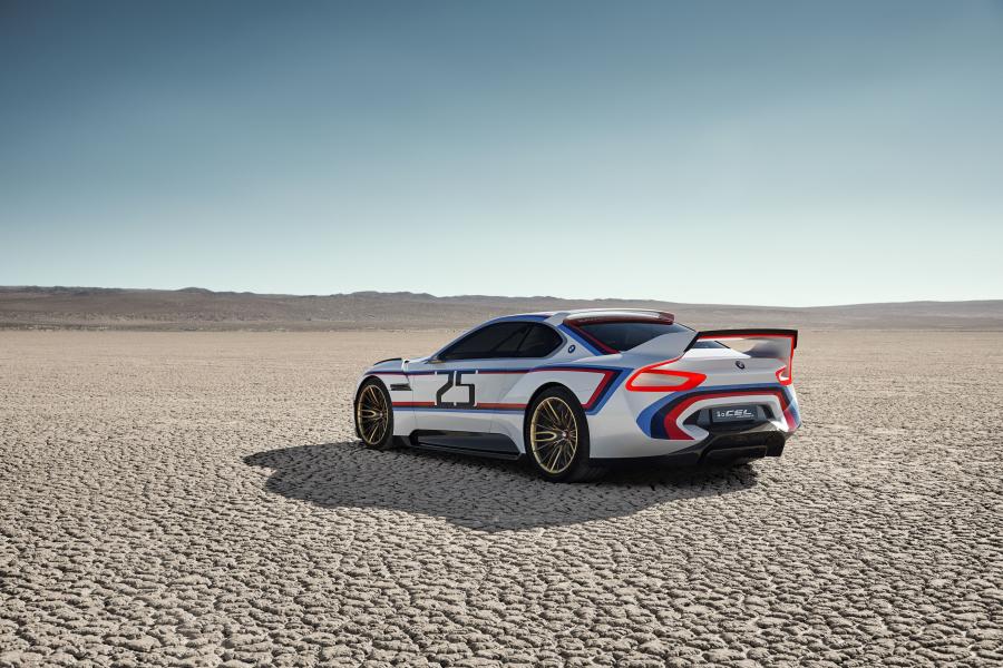  BMW 3.0 CSL Hommage R Concept 2015 года  (фото 2 из 42)